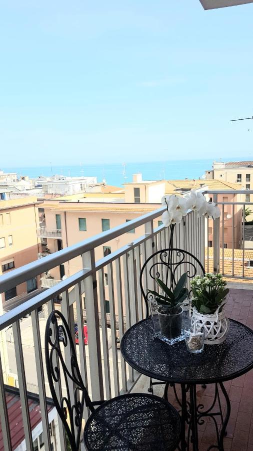 Dimora Brezza Di Mare Apartman Termoli Kültér fotó